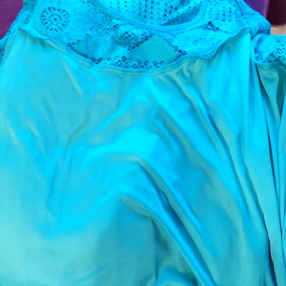 Turquoise Lace Lined Dress - Picture 8 of 8